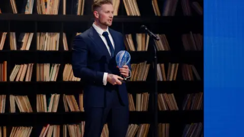 Oliver Kotkas receiving the award Estonia's Foreign Investor 2025 on behalf of Foxway